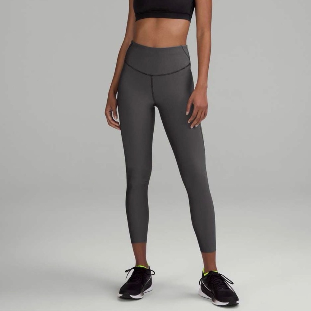 Lululemon Athletica Base Pace High-Rise Tight 25" Two-Tone Ribbed Leggins Size 8